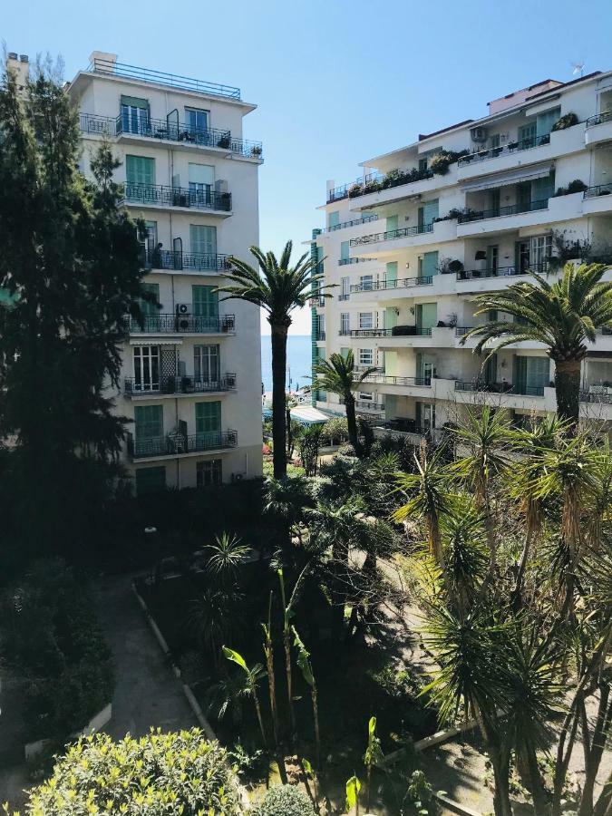 Nice Beach - Promenade Des Anglais 외부 사진
